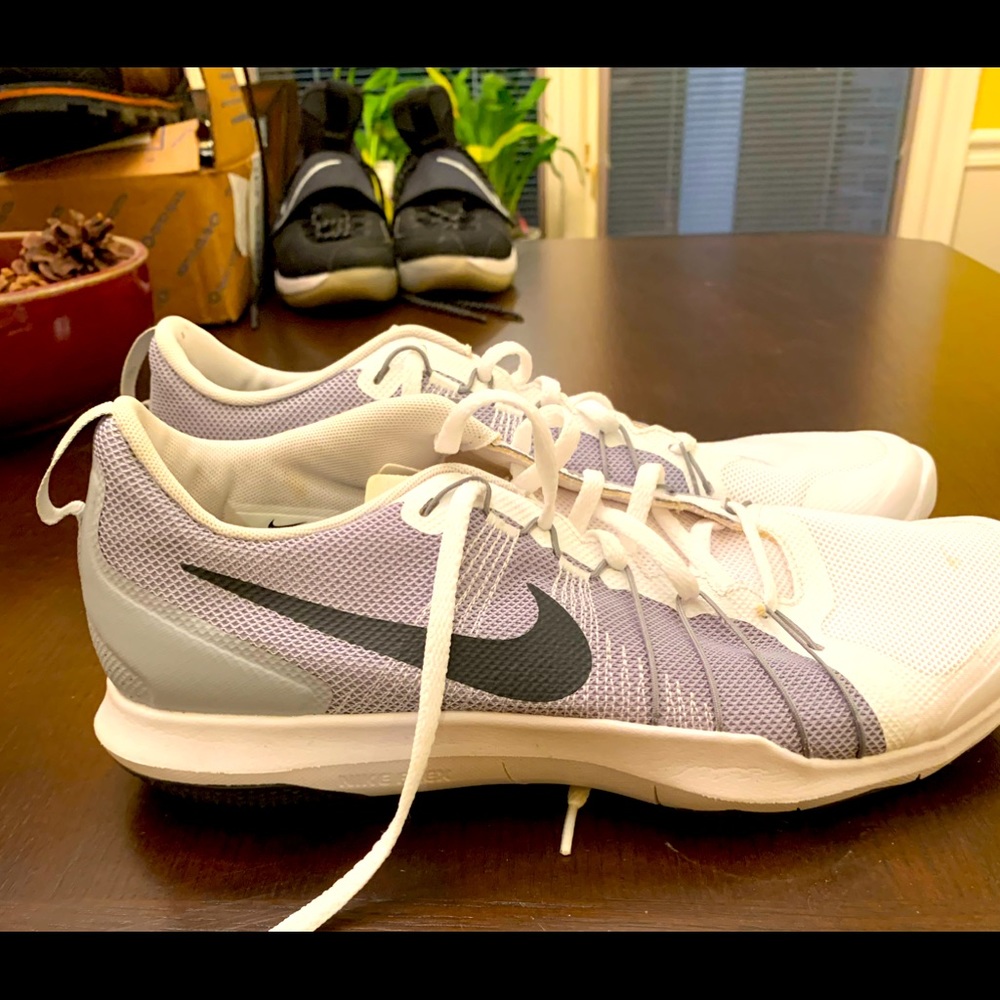 Nike men’s running shoes